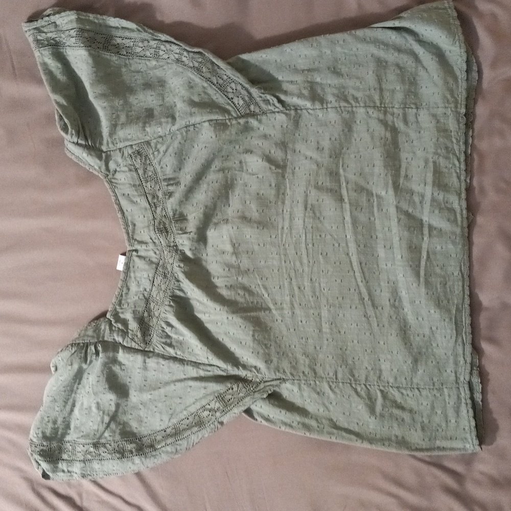 Old Navy Green lightweight  button down Blouse Size Small - Picture 5 of 7